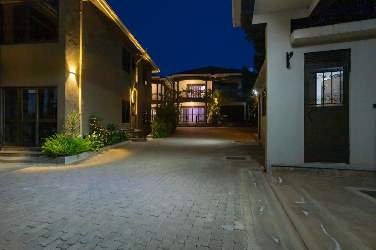 Lowe Duplex Apartments Kampala Exterior photo